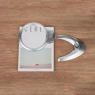 Loupe Sur Pied Signature
