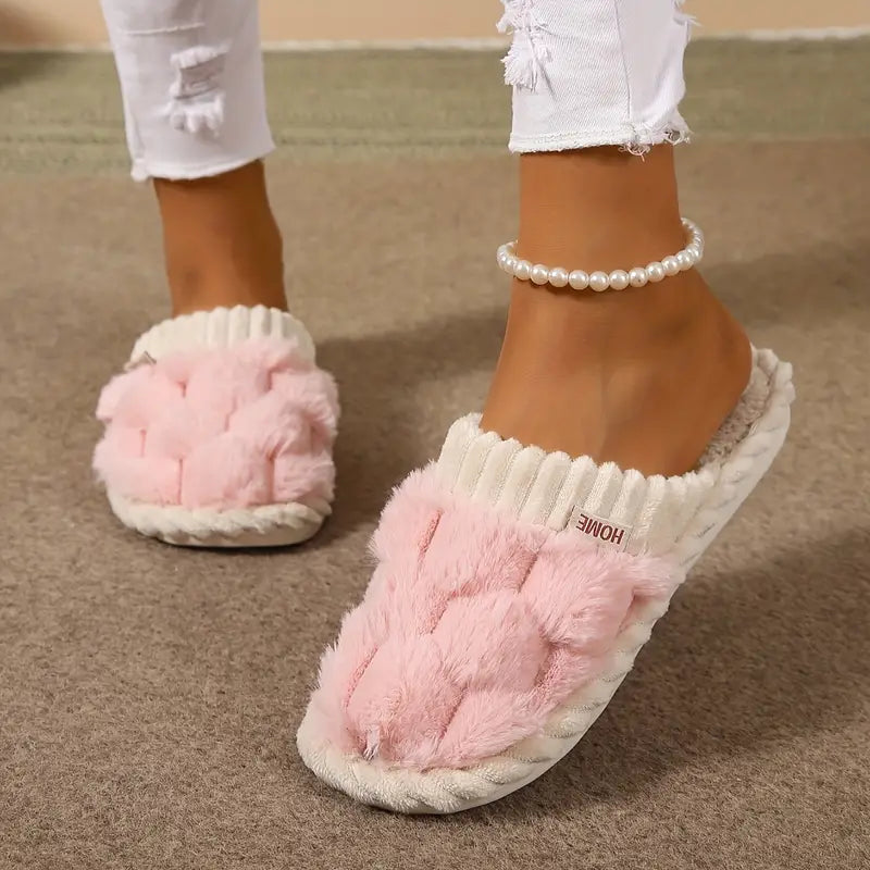 Chaussons en Fausse Fourrure